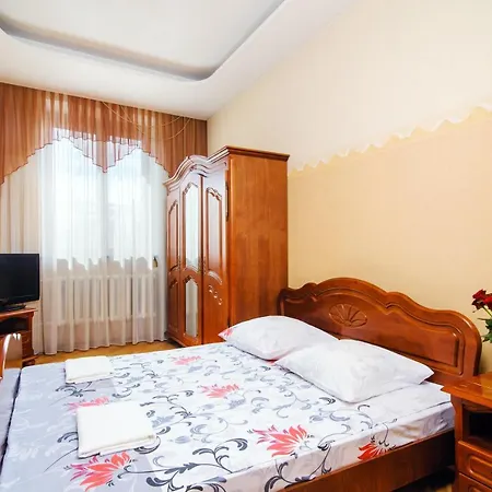 On Lenina Apartment